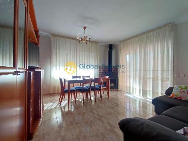 Casa en venta en Abrera