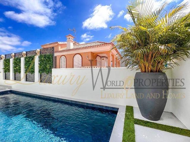 Casa en venta en La Postura, Adeje