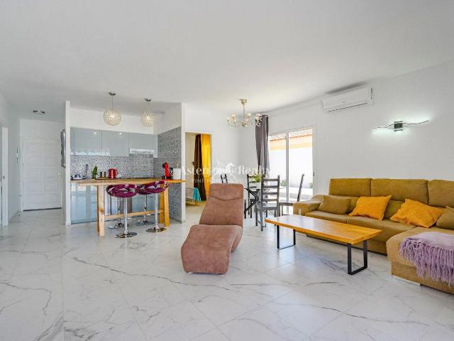 Casa en venta en La Postura, Adeje