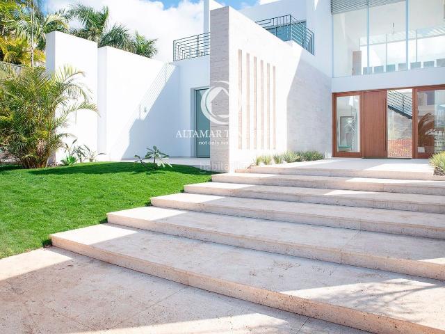 Casa en venta en La Postura, Adeje