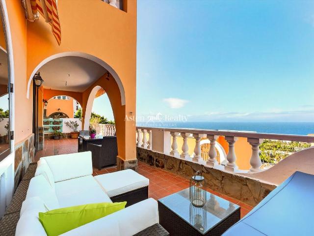 Casa en venta en La Postura, Adeje