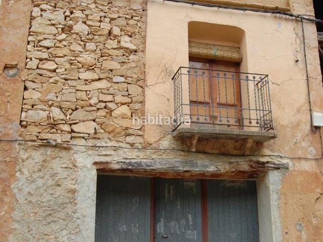 Casa en venta en Ademuz, Valencia