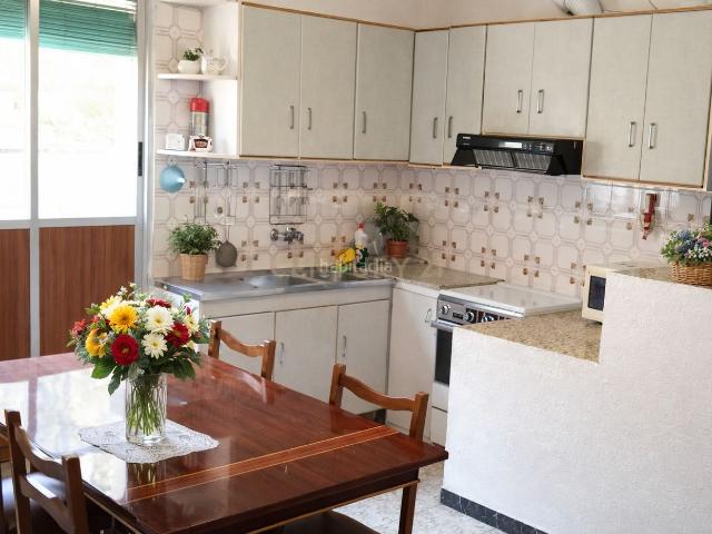 Casa en venta en Ademuz, Valencia