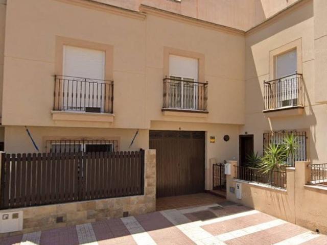Casa en venta en Liang Shan Po, Adra