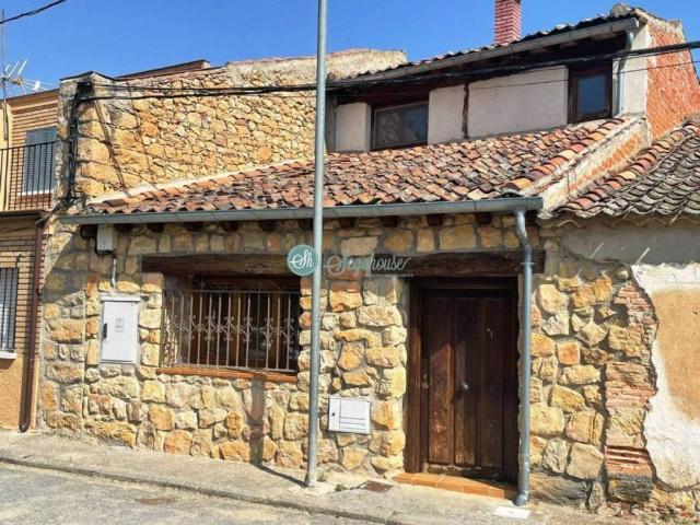 Casa en venta en Adrada De Pirón, Castilla y León
