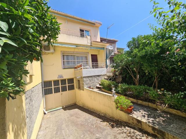Casa en venta en La Adrada