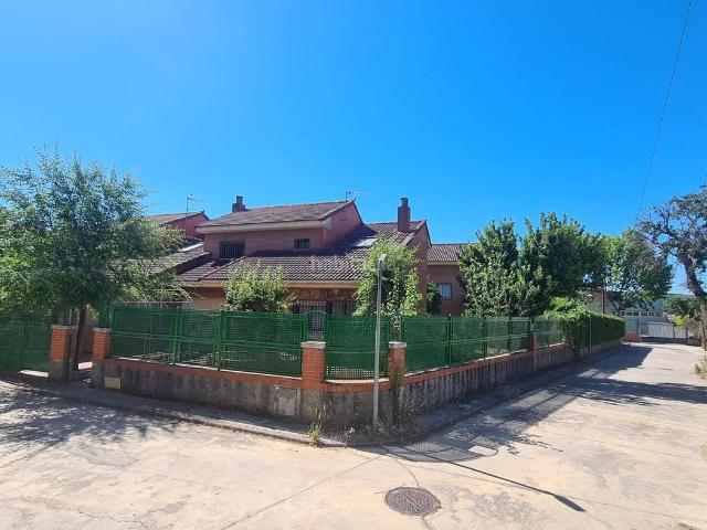 Casa en venta en La Adrada, Castilla y León
