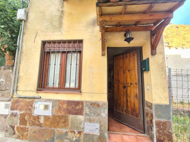 Casa en venta en La Adrada
