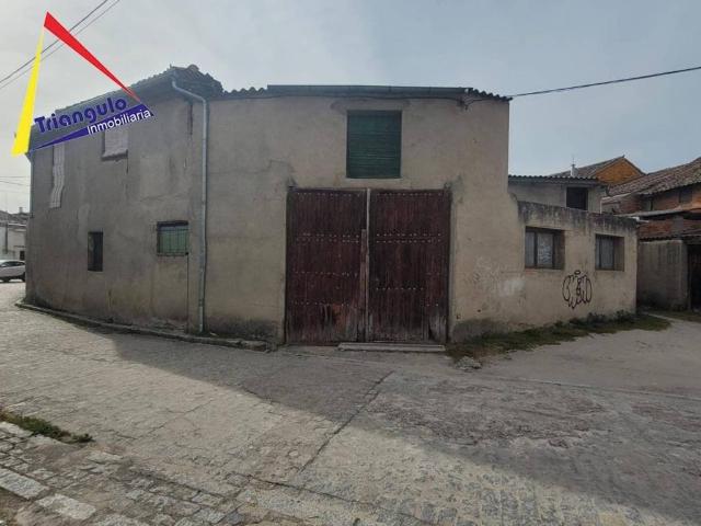 Casa en venta en Aguilafuente, Castilla y León
