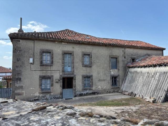 Casa en venta en Villanueva de Henares, Aguilar De Campoo