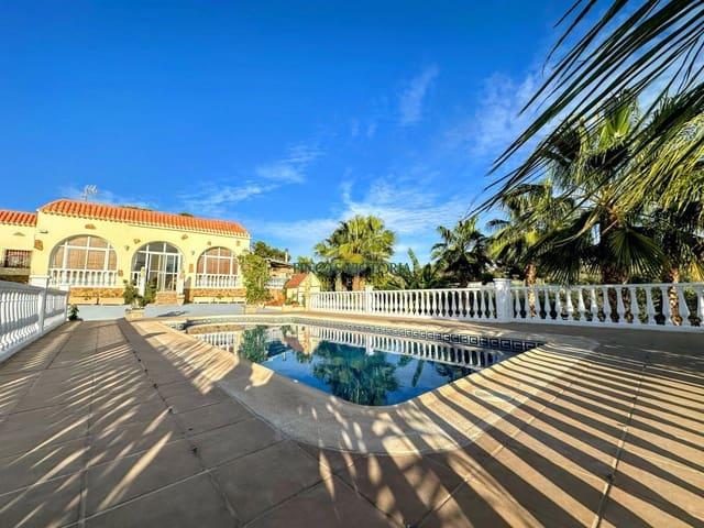 Casa en venta en A Lama