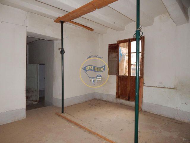 Casa en venta en Agullent, València / Valencia
