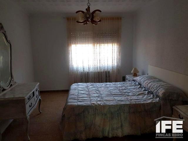 Casa en venta en La Jarea, Alagón