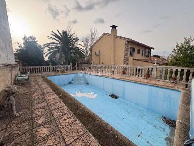 Casa en venta en El Álamo, Madrid