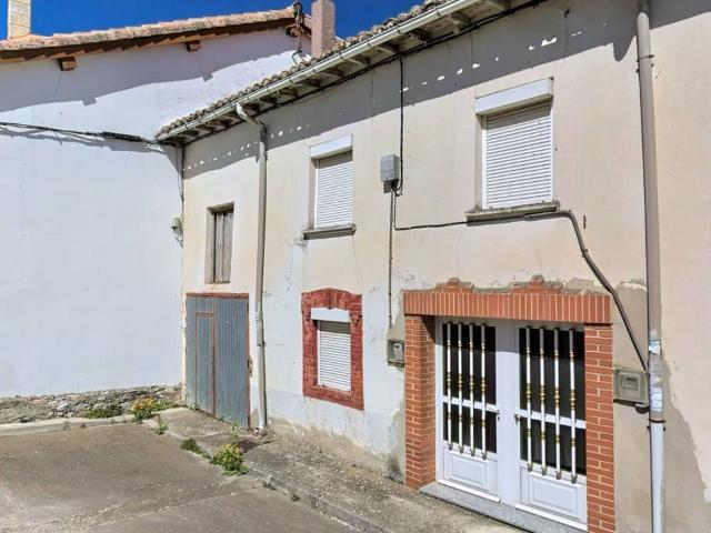 Casa en venta en Alar Del Rey, Castilla y León