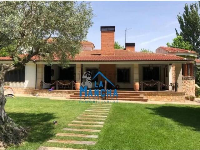Casa en venta en Albacete, Castilla-La Mancha