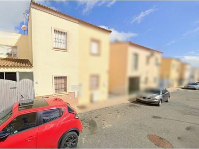 Casa en venta en Olivares, Andalucía