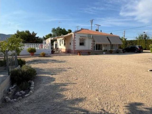 Casa en venta en Albatera