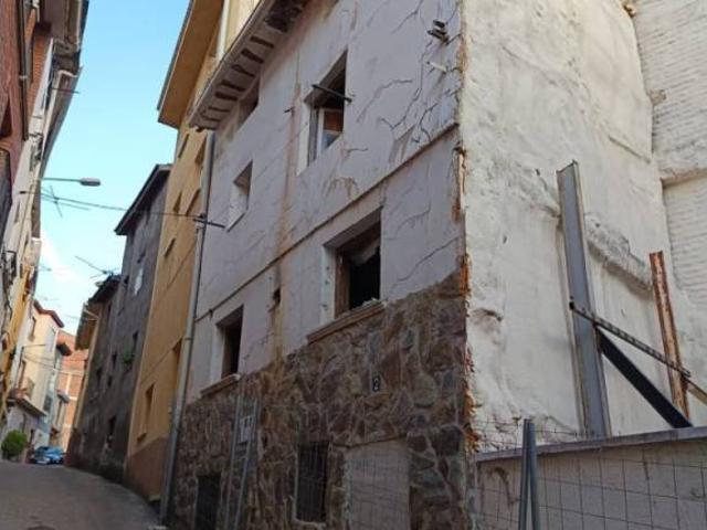 Casa en venta en Albelda De Iregua, La Rioja