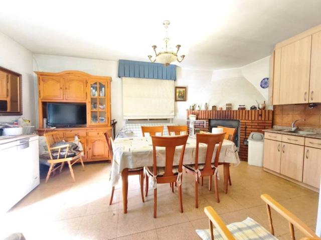Casa en venta en Albelda De Iregua, La Rioja