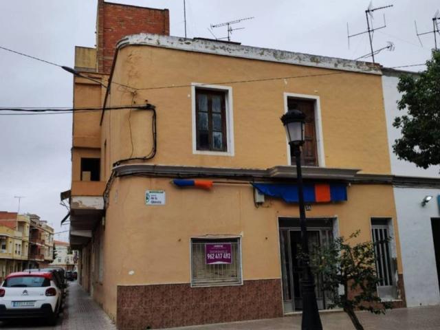 Casa en venta en Alberic, València / Valencia