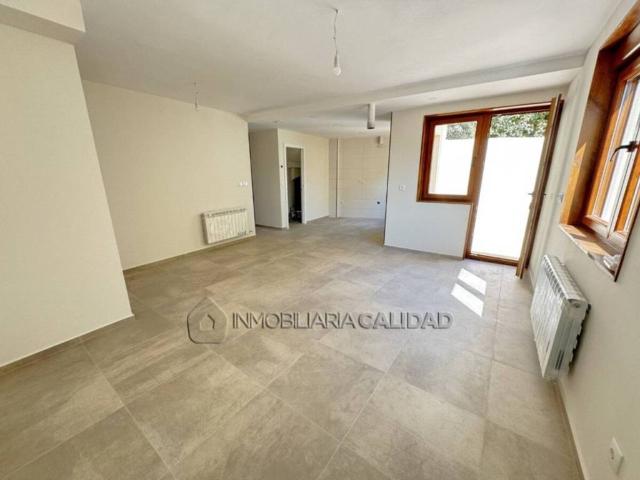 Casa en venta en Albillos, Castilla y León