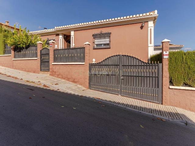 Casa en venta en Comarca de la Vega de Granada, Andalucía