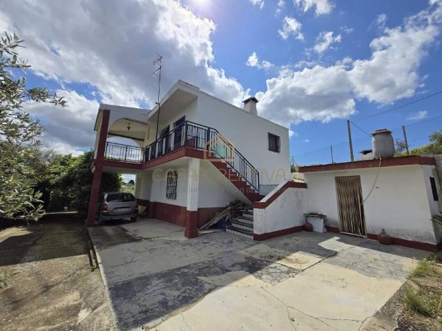 Casa en venta en La Hoya de Buñol, Valencia