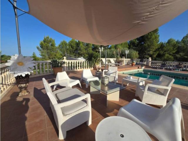 Casa en venta en La Hoya de Buñol, Valencia