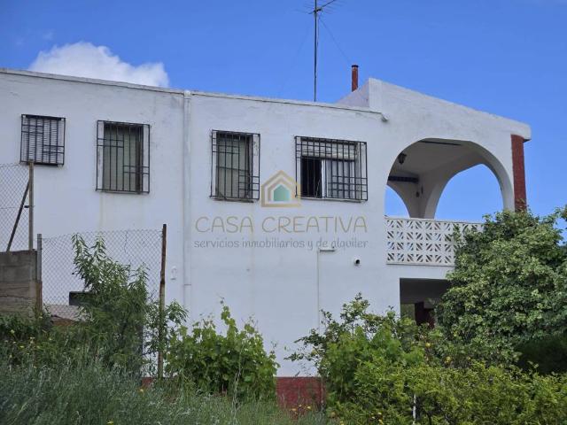 Casa en venta en La Hoya de Buñol, Valencia