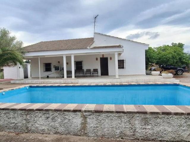 Casa en venta en Alborache