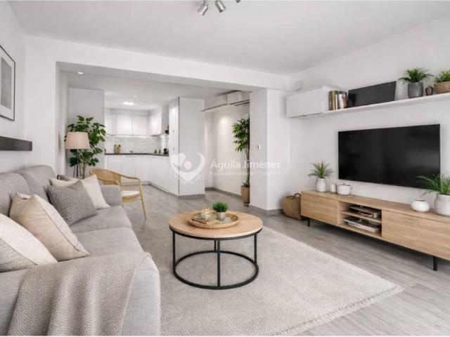 Casa en venta en Alcalá De Guadaíra, Andalucía