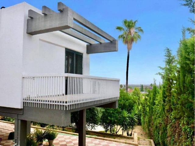 Casa en venta en Alcalá De Guadaíra, Andalucía