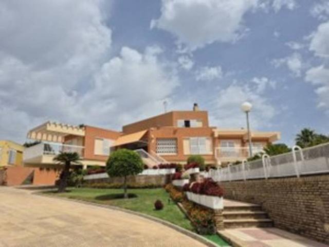 Casa en venta en Alcalá De Guadaíra, Andalucía