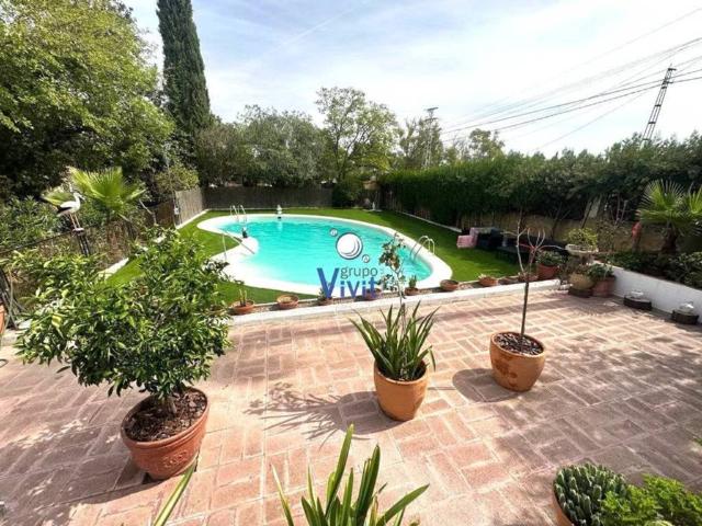 Casa en venta en Alcalá De Guadaíra, Andalucía