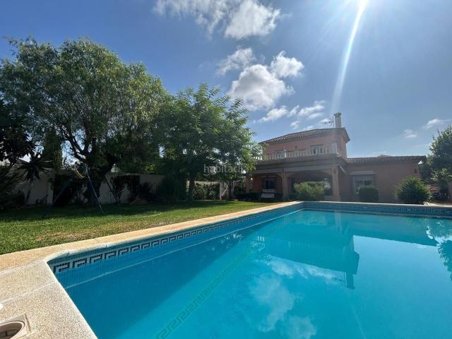 Casa en venta en Alcalá De Guadaíra, Andalucía