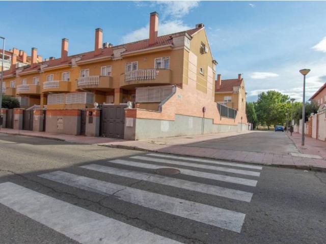 Casa en venta en Alcalá De Henares, Madrid