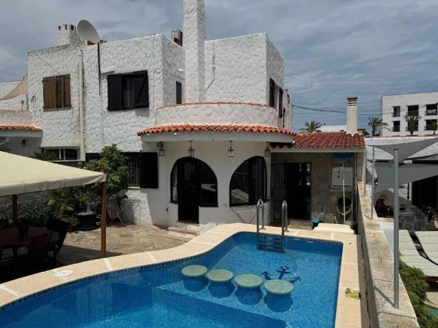 Casa en venta en Alcalà De Xivert