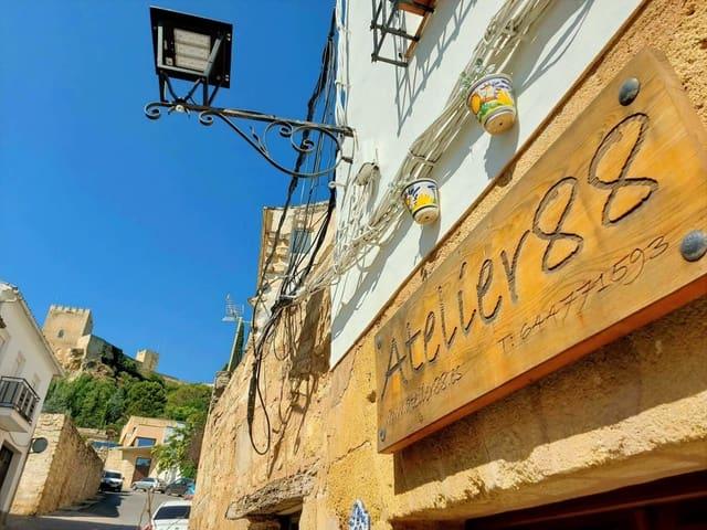 Casa en venta en Barrio de las Cruces, Alcalá La Real