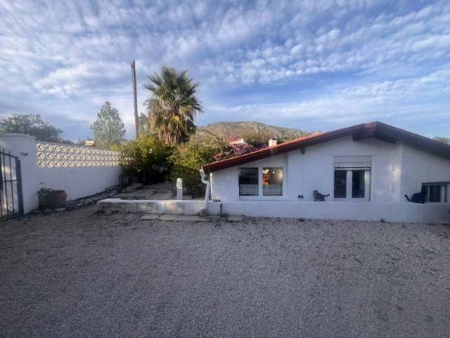 Casa en venta en Alcalalí