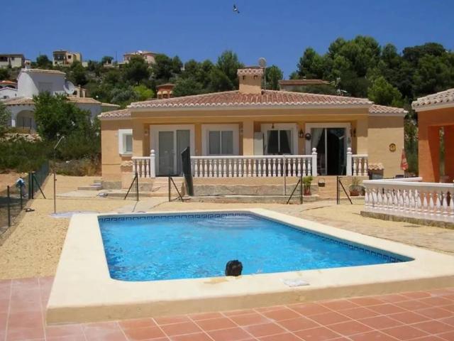 Casa en venta en Alcalalí