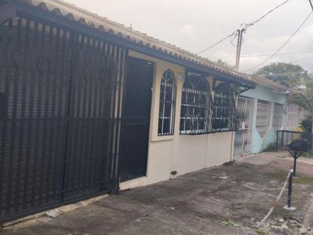 Casa en Venta en Alcalde Diaz