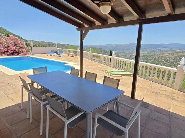 Casa en venta en La Axarquía, Andalucía
