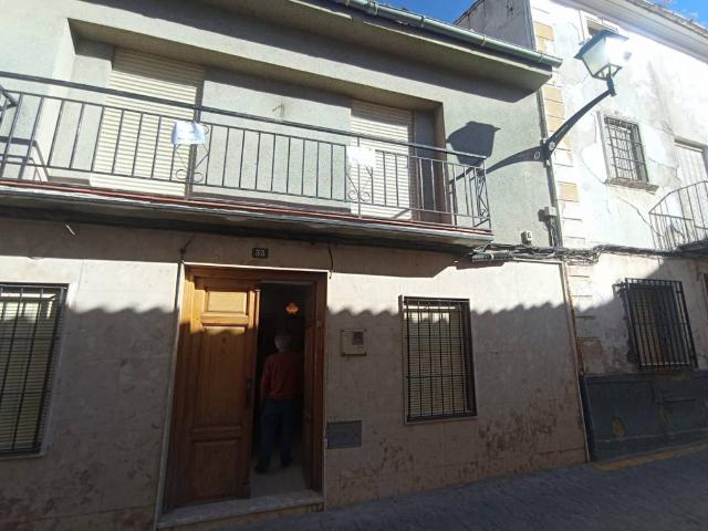 Casa en venta en Alcaudete, Andalucía
