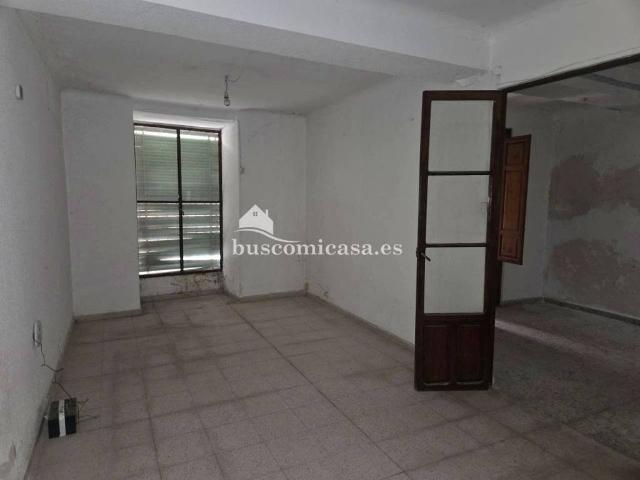 Casa en venta en Alcaudete, Andalucía