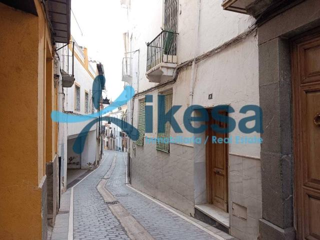Casa en venta en Alcaudete, Andalucía