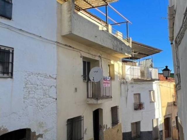 Casa en venta en Alcuéscar, Extremadura