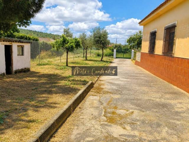 Casa en venta en Alcuéscar, Extremadura