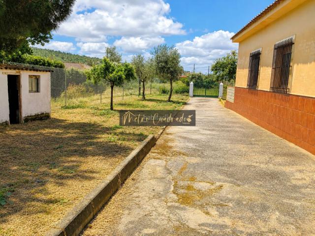 Casa en venta en Alcuéscar, Extremadura