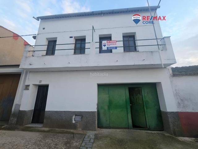 Casa en venta en Alcuéscar, Extremadura